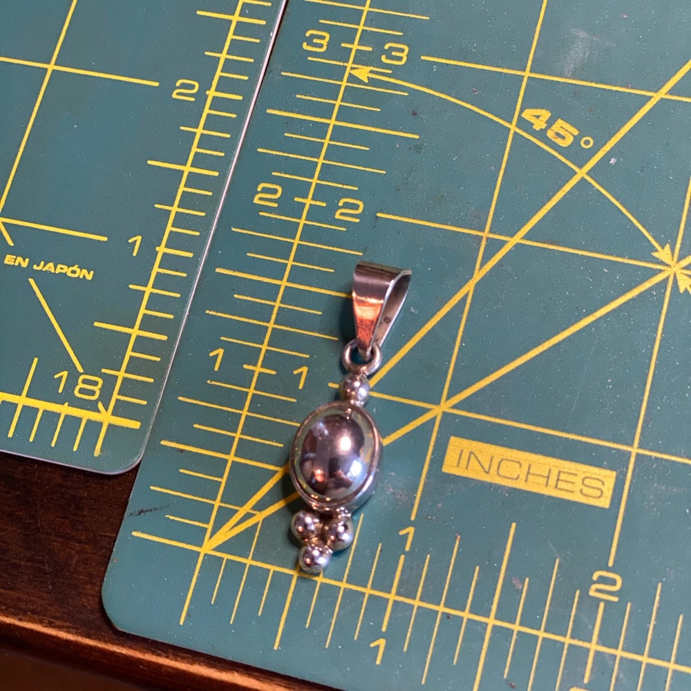 Sterling Silver Necklace Pendant. 925